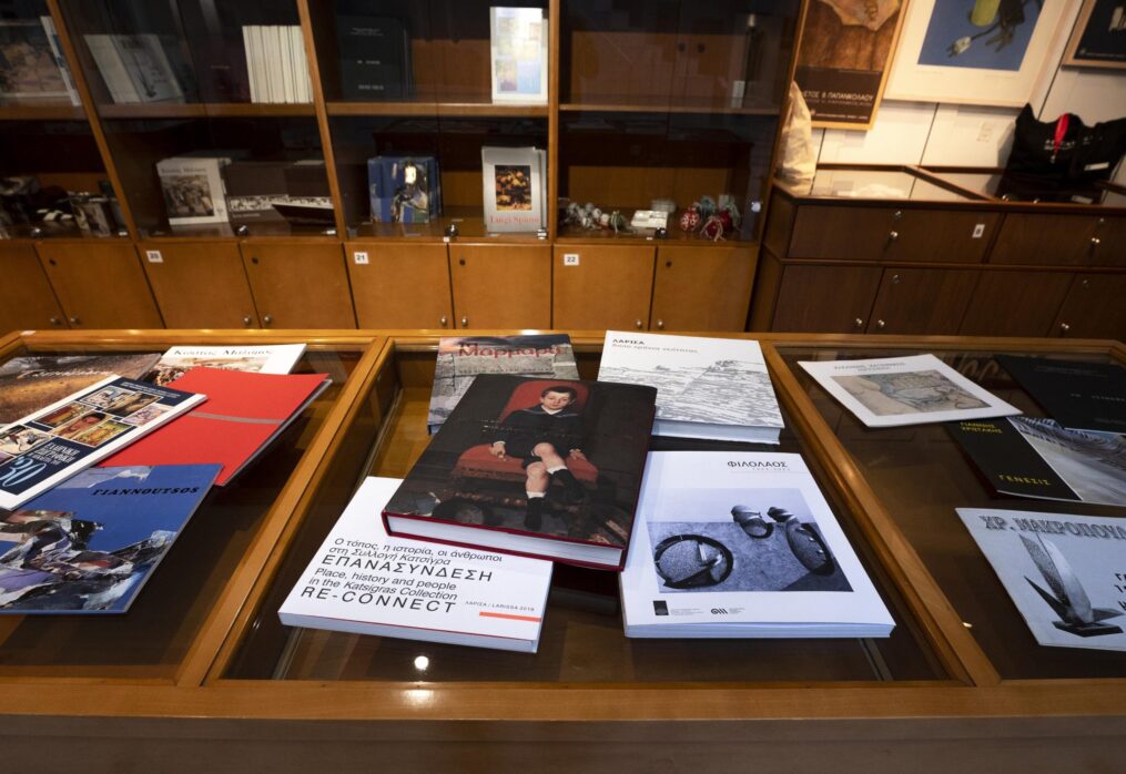 Χάρισε τέχνη φέτος τα Χριστούγεννα! Bazaar Βιβλίων Τέχνης & Παζλ της Δημοτική Πινακοθήκης Λάρισας-Μουσείου Γ.Ι. Κατσίγρα – Δημοτική Πινακοθήκη Λάρισας